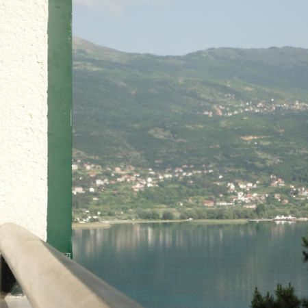 Accommodation J&T Охрид Екстериор снимка