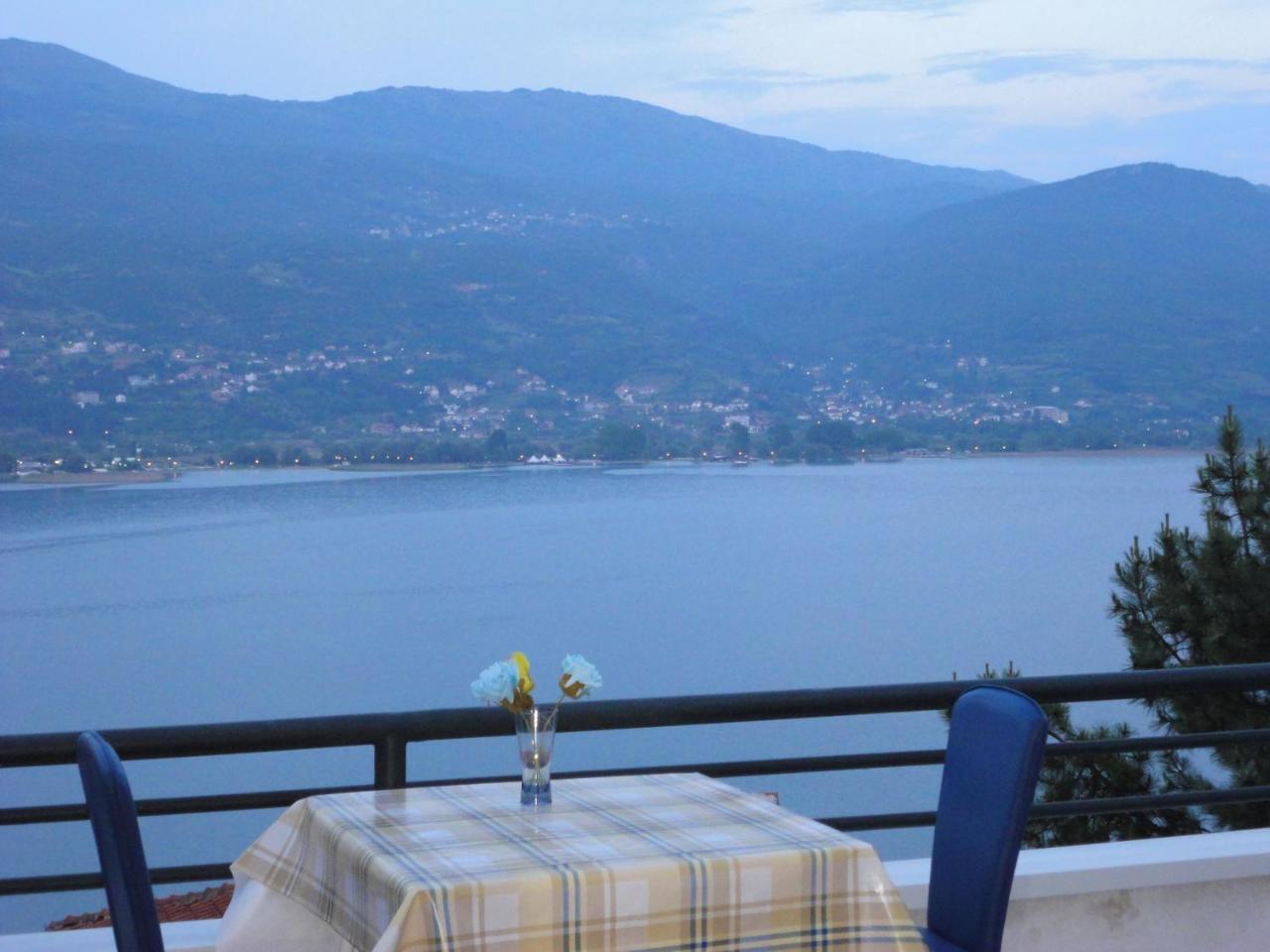 Accommodation J&T Охрид Екстериор снимка