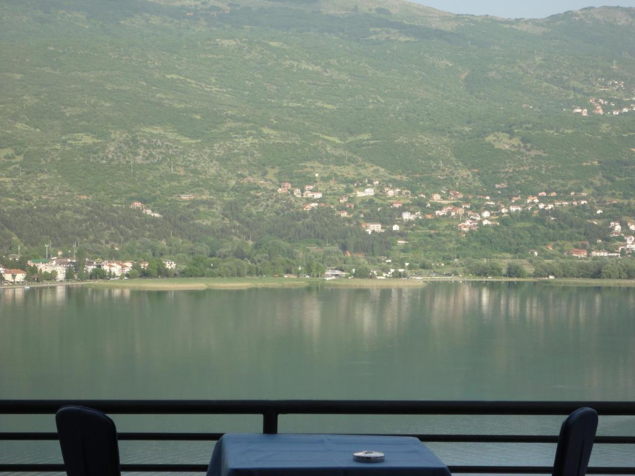 Accommodation J&T Охрид Екстериор снимка