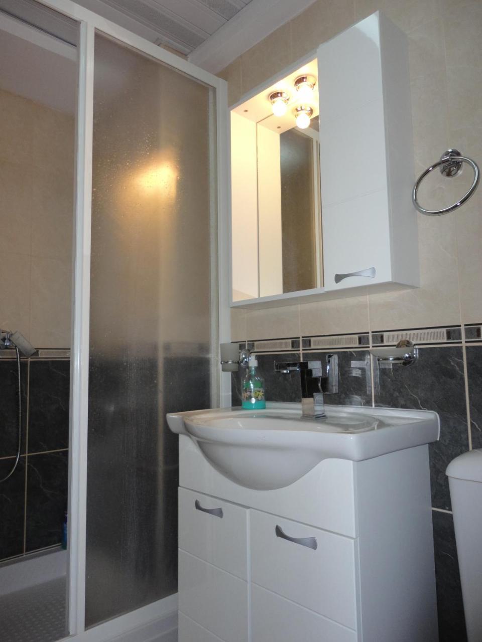 Accommodation J&T Охрид Екстериор снимка